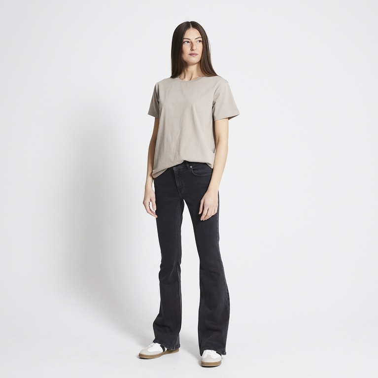 Basic tee "Bea" Beige 2